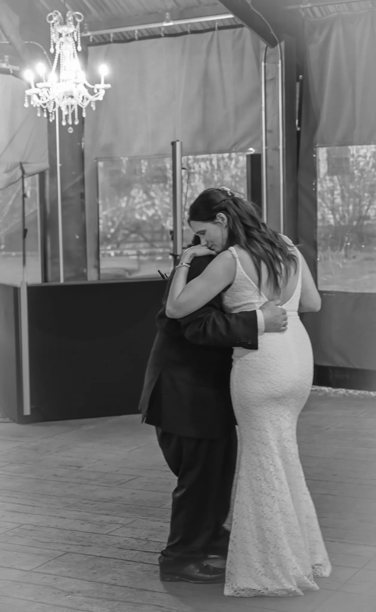 When the Photo Looks Like a Magazine Page and Makes You Cry at the Same Time